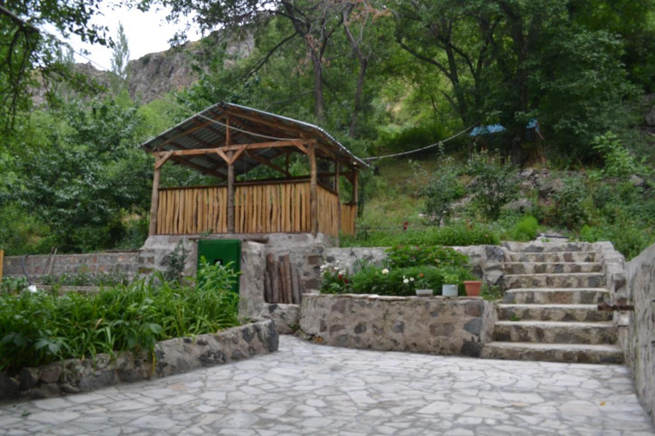 Bjnihouse, Guest House Екстериор снимка