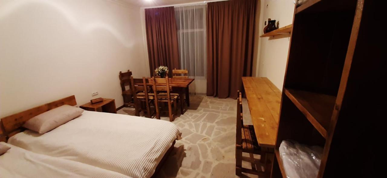 Bjnihouse, Guest House Екстериор снимка