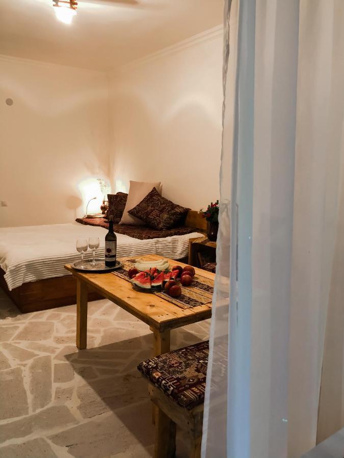 Bjnihouse, Guest House Екстериор снимка