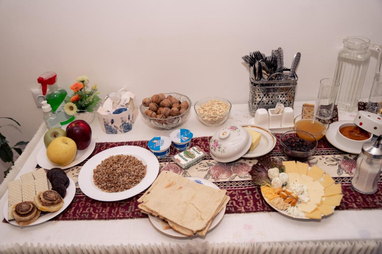 Bjnihouse, Guest House Екстериор снимка