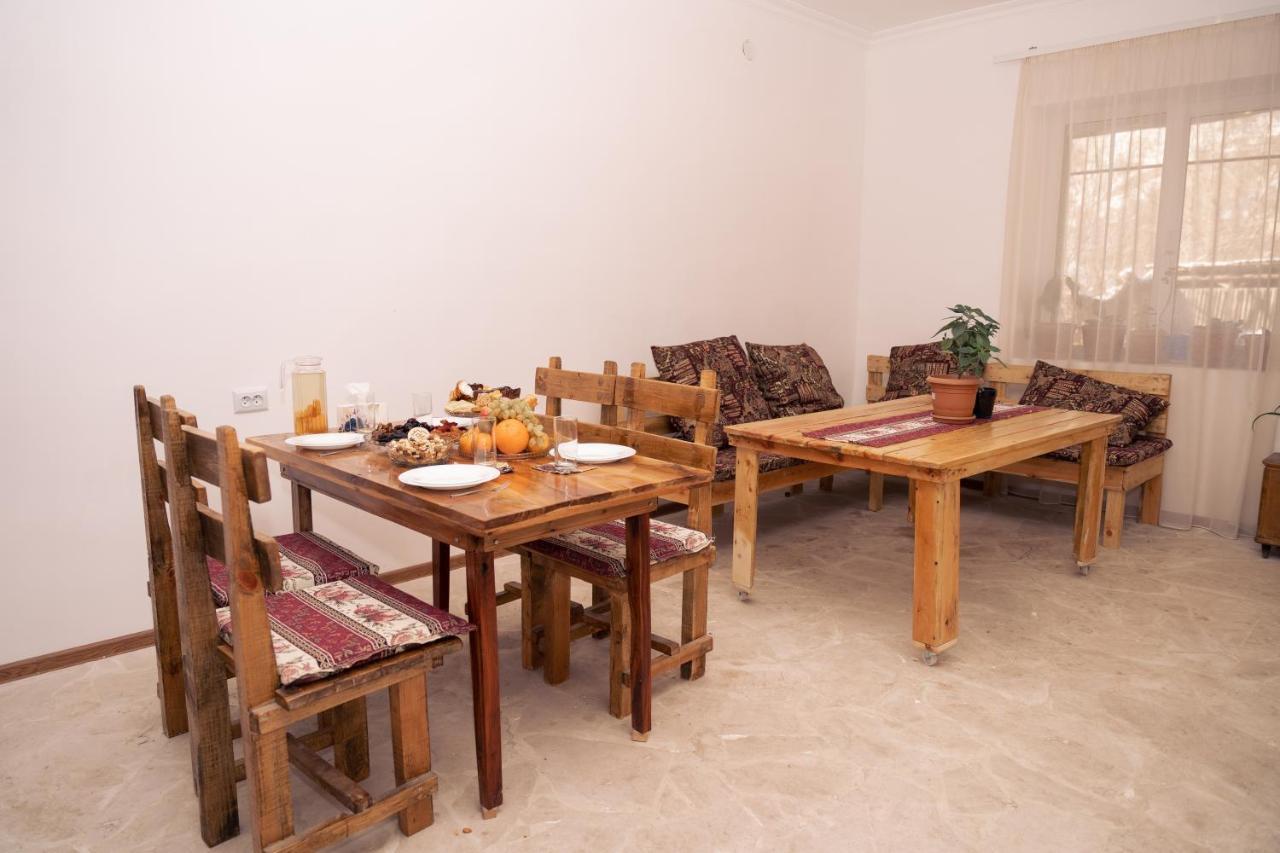 Bjnihouse, Guest House Екстериор снимка