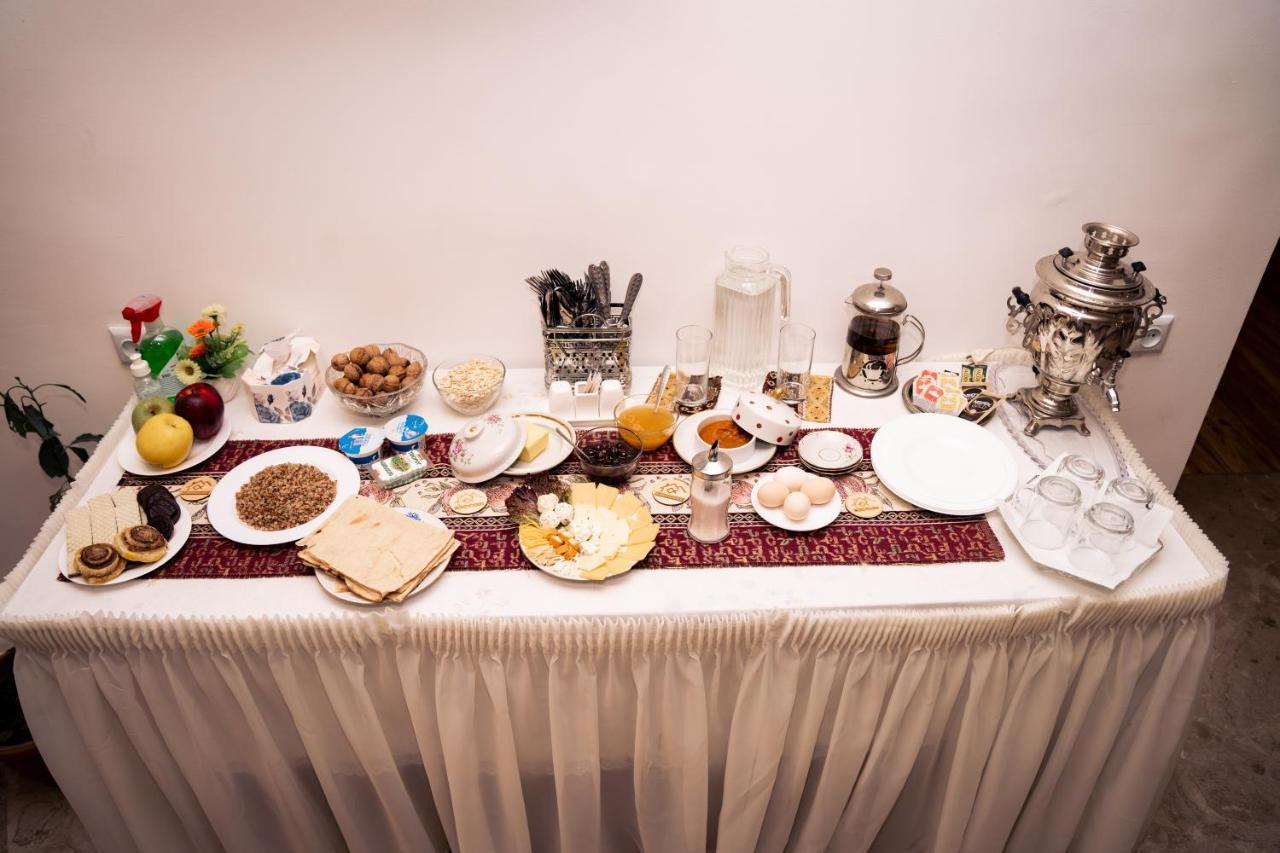 Bjnihouse, Guest House Екстериор снимка