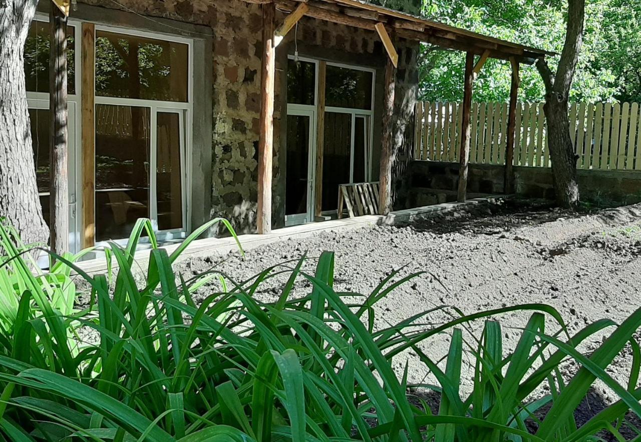Bjnihouse, Guest House Екстериор снимка
